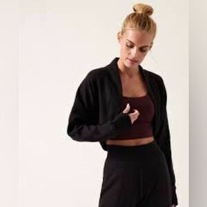 Athleta Retroplush Black Cropped Wrap